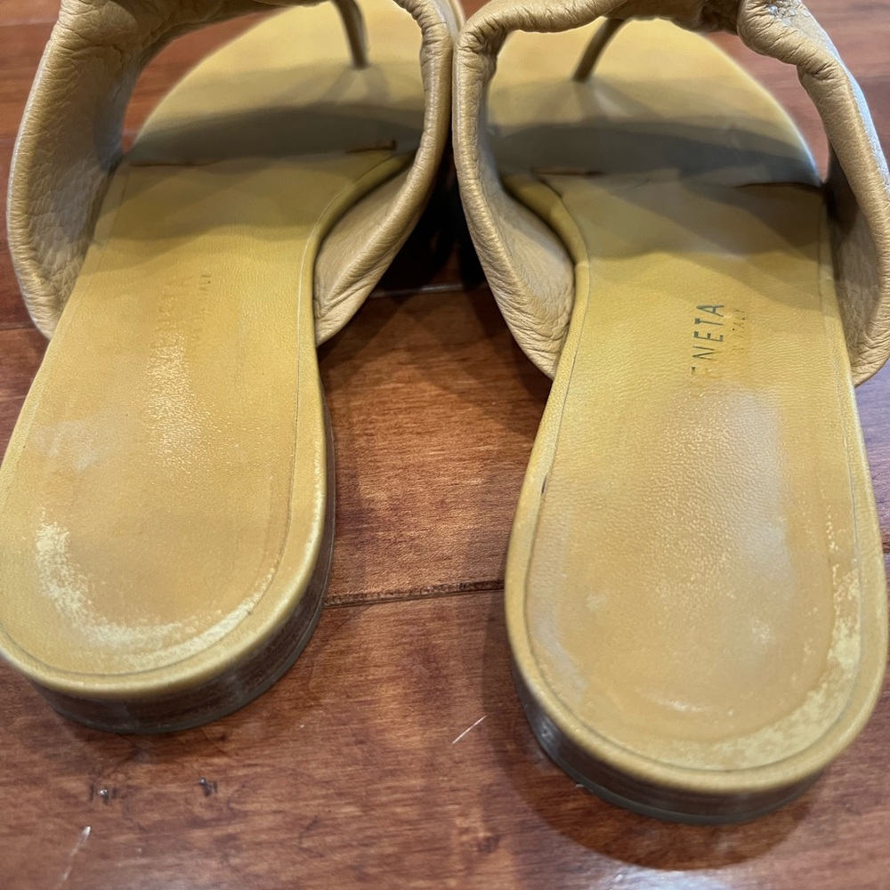 Bottega Veneta Leather Mules - Picture 2 of 6